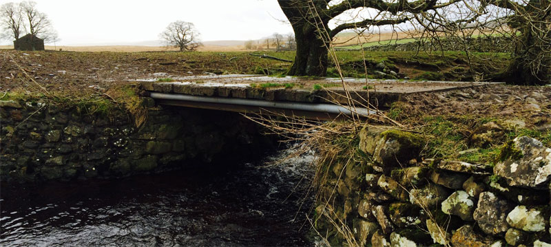 Fell End Broadband. Taking the ducting under the bridge